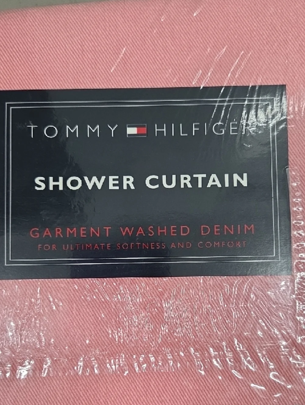 TOMMY HILFIGER Showrr Curtain (2005)